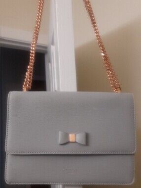 TED BAKER Bow Accent Gray Shoulder Bag with Rose Gold Chain